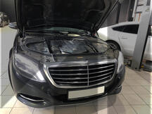 Mercedes S W222 − Заправка кондиционера